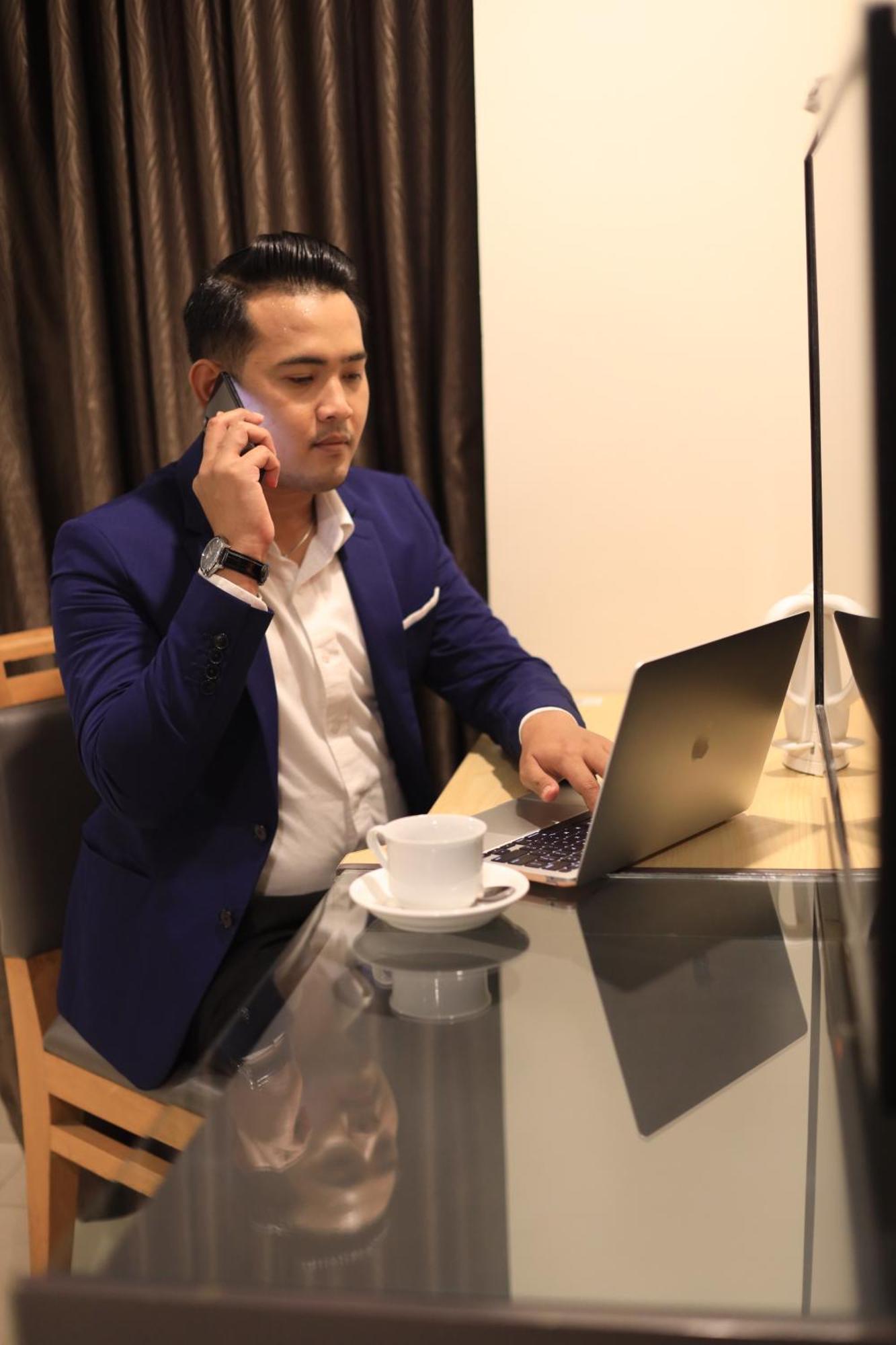 Metland Hotel Cirebon Luaran gambar