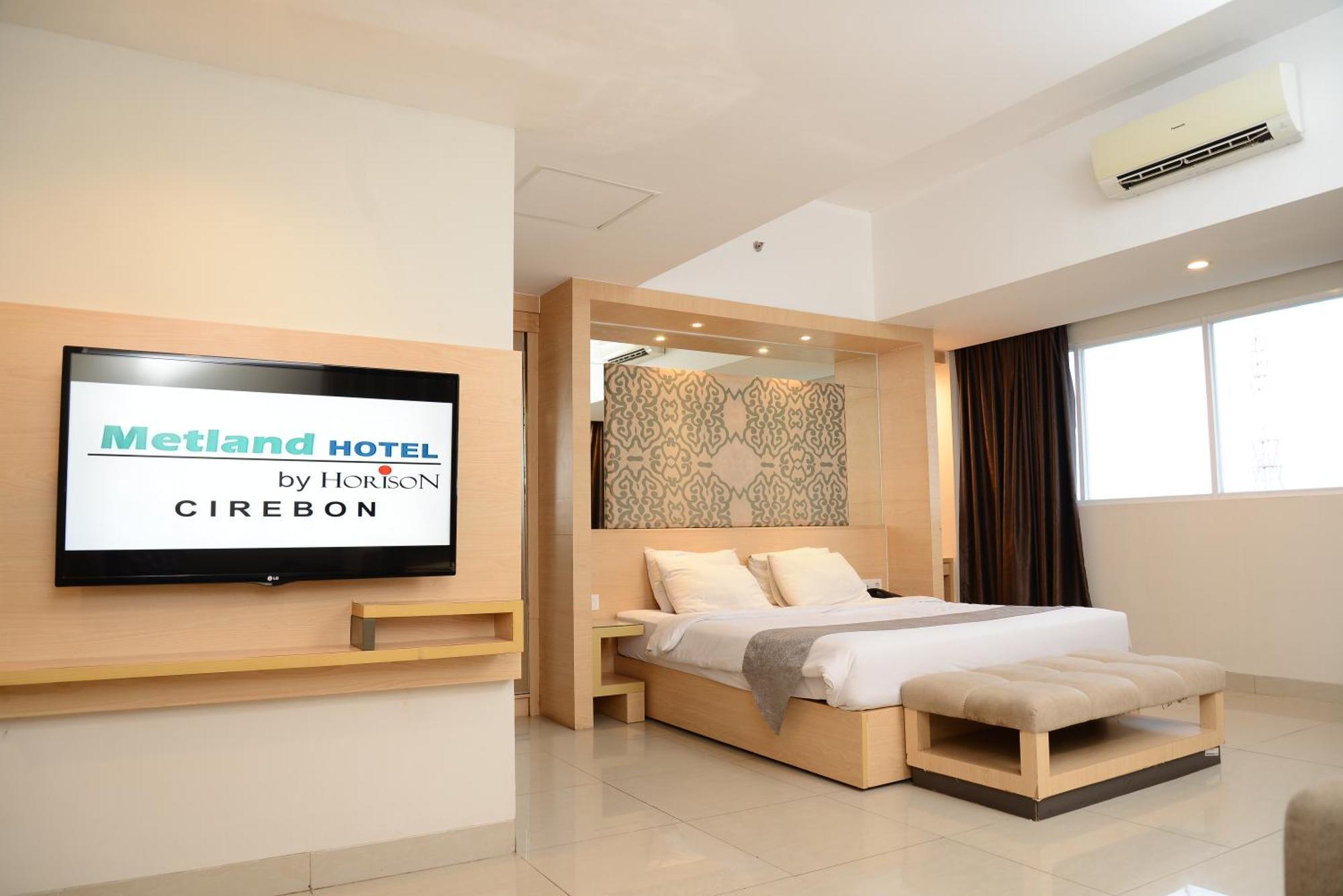 Metland Hotel Cirebon Luaran gambar