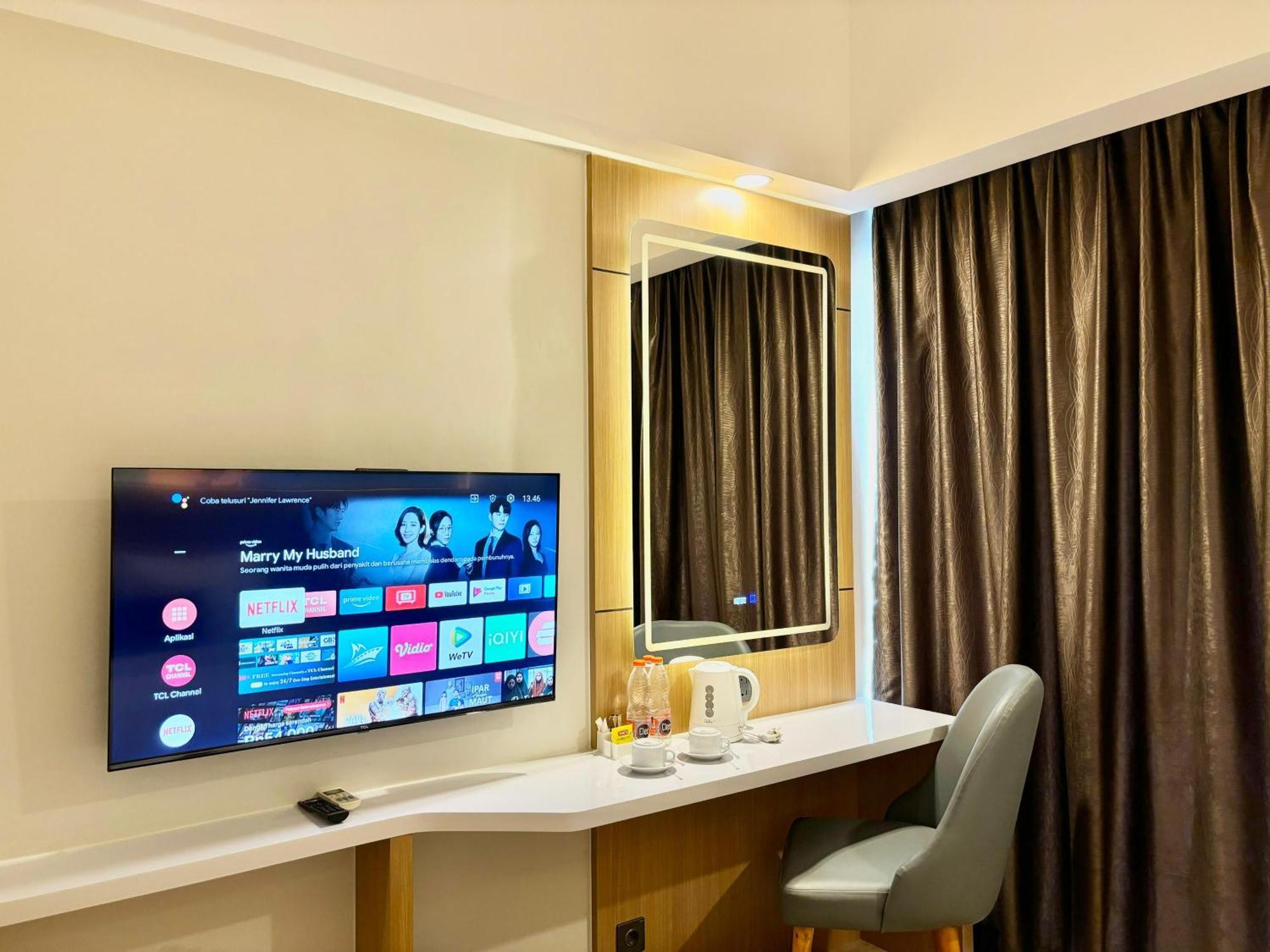 Metland Hotel Cirebon Luaran gambar