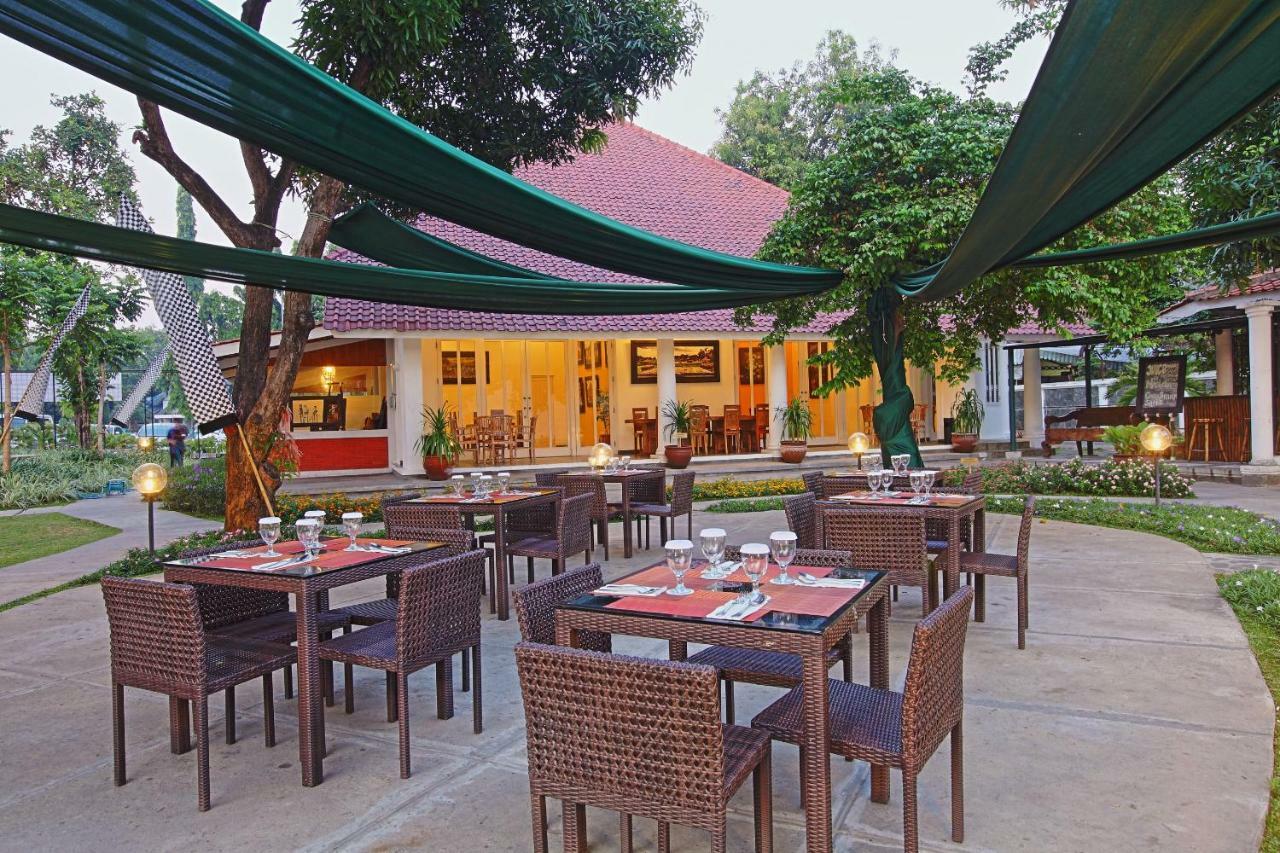Metland Hotel Cirebon Luaran gambar